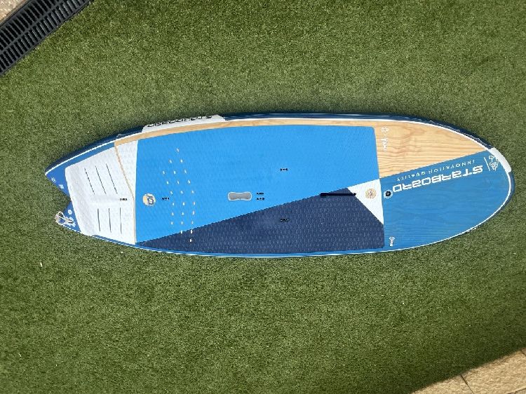 2023 Starboard Hyper Nut - 7' 4", 30 inches