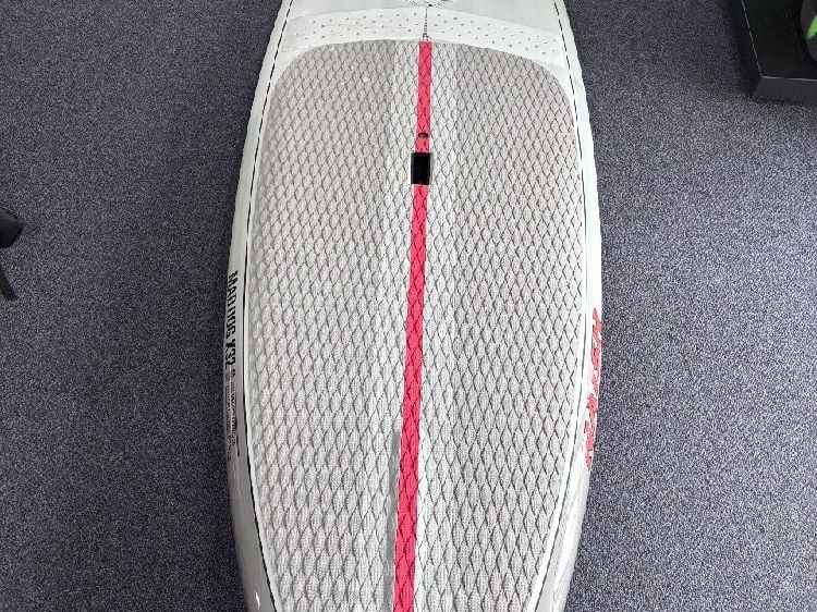 2026 Naish Mad Dog - 9' 0", 32 inches